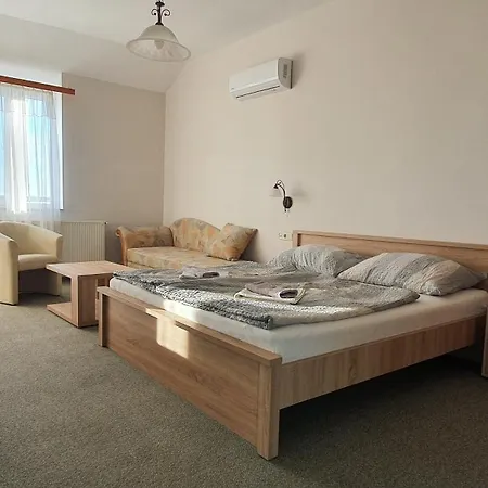 Karat Panzio Balatongyörök