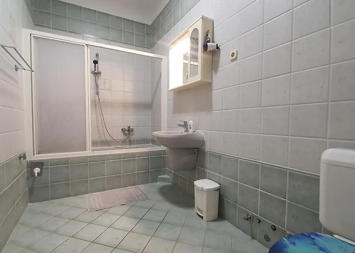 Karat Panzio B&B